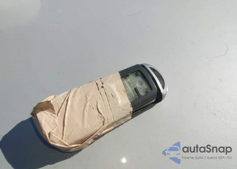 2020 Toyota Yaris Le из США, поврежденный, VIN 3MYDLBYV8LY716743